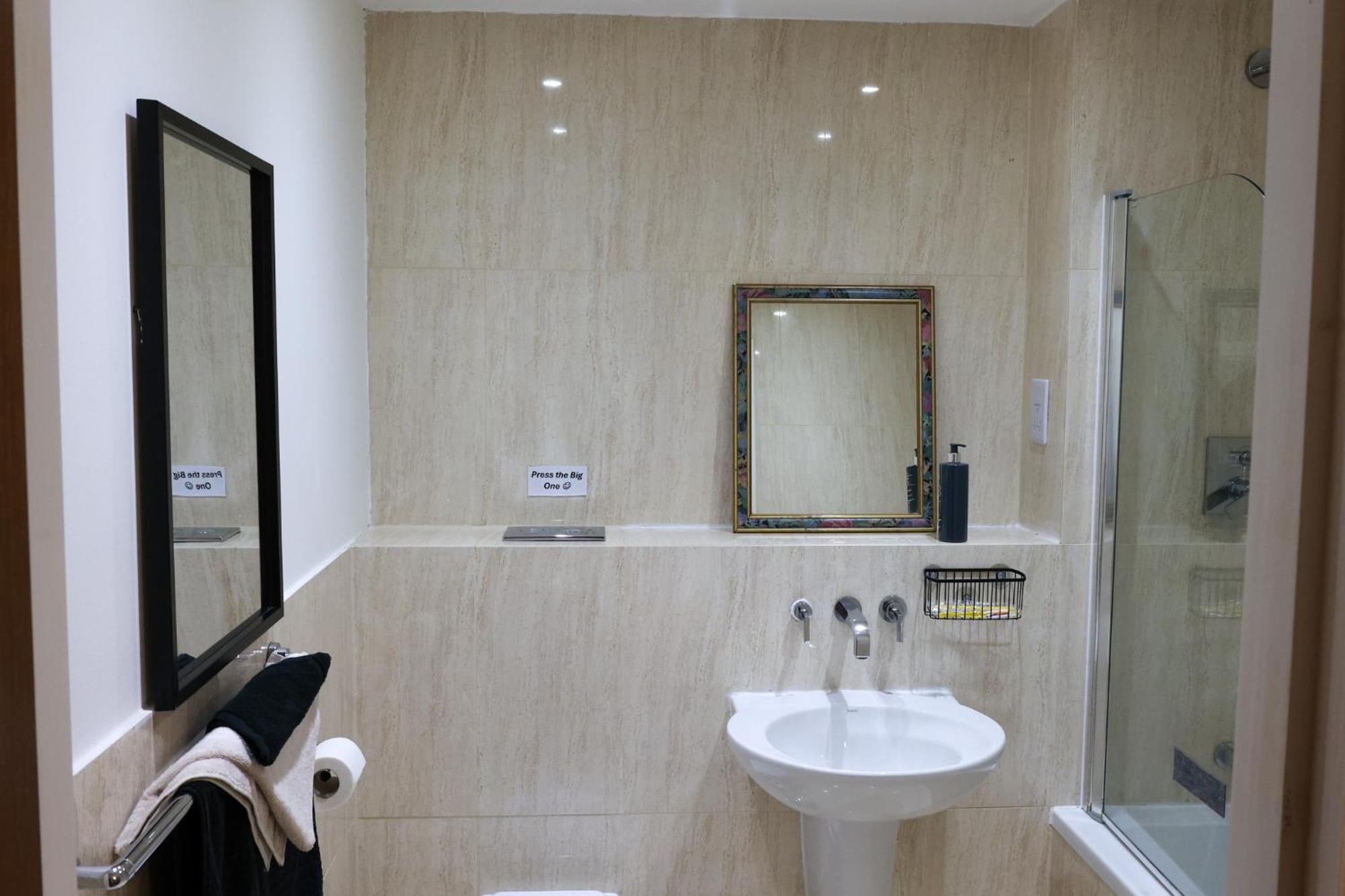 Centrally Located 1Br Apt Near Edg Cricket, University Of Bham, Priory Hospital & Cannon Hill Park Birmingham Eksteriør bilde